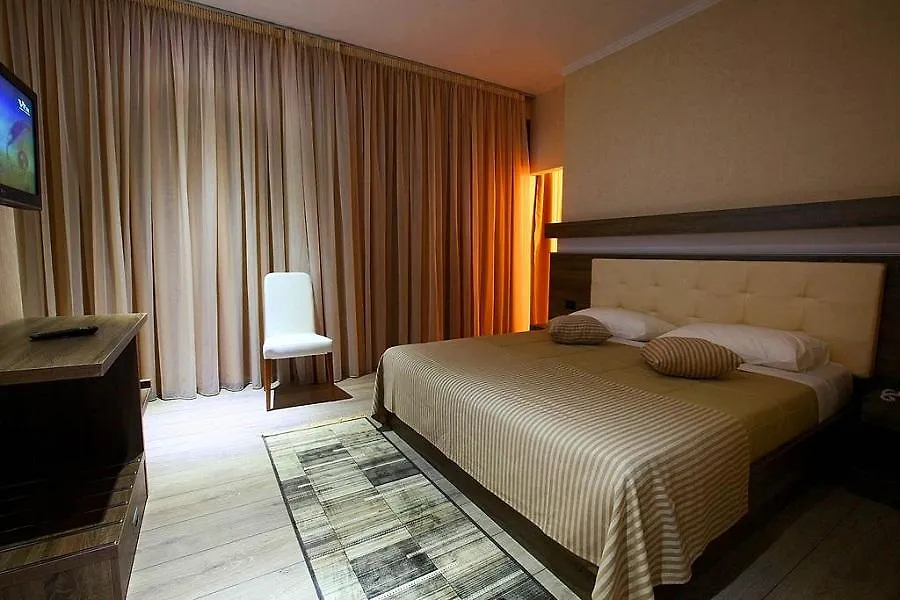 Hotel Partner & Spa Avlonya 4*,